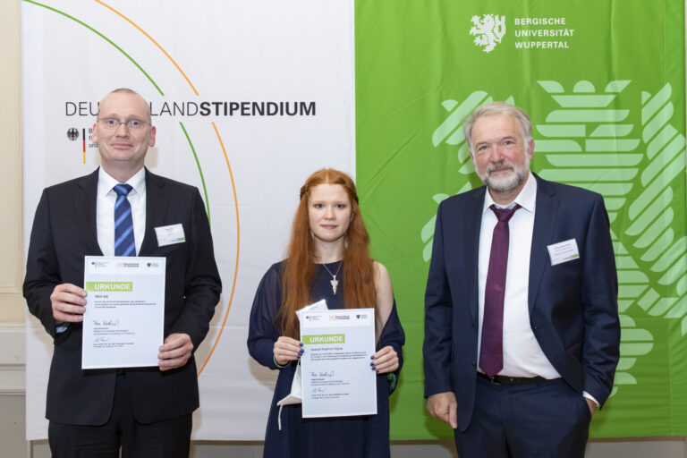 REO AG Active as a Sponsor of the Deutschlandstipendium in 2021 – Festive Award Ceremony in the Historic Stadthalle Wuppertal