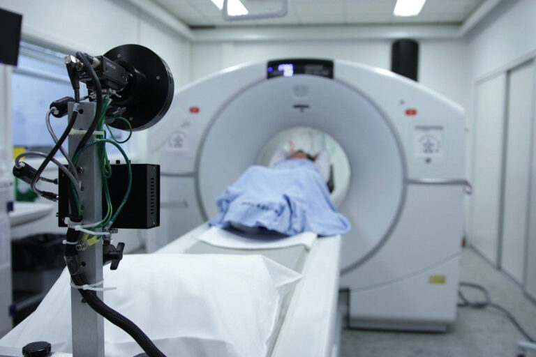 Why a Constant Power Supply Contributes to Life-Saving Treatment